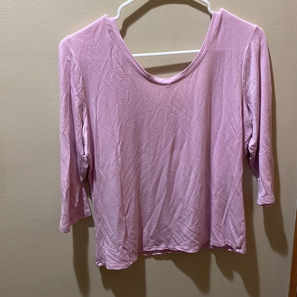 Fabletics V Neck top - Picture 4 of 4